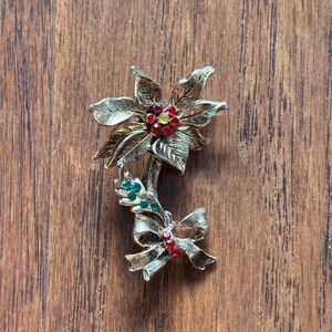Beatrix Gold Floral Brooch with Red & Green Accents | Vintage Holiday Pin
